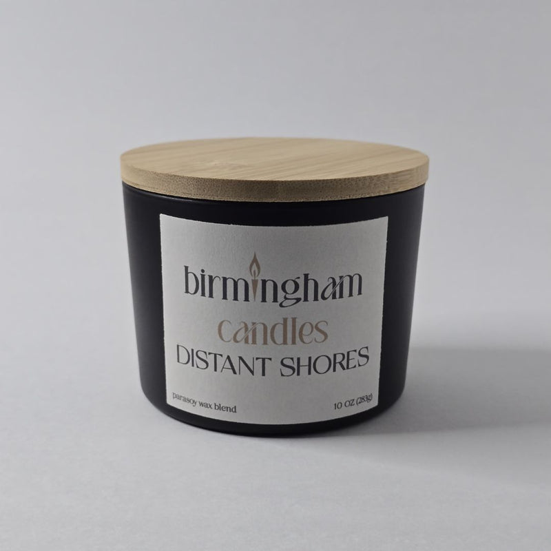 Distant Shores Para-Soy Candle – Close-up showing wax and wood wick – Jasmine & Soft Wood Fragrance