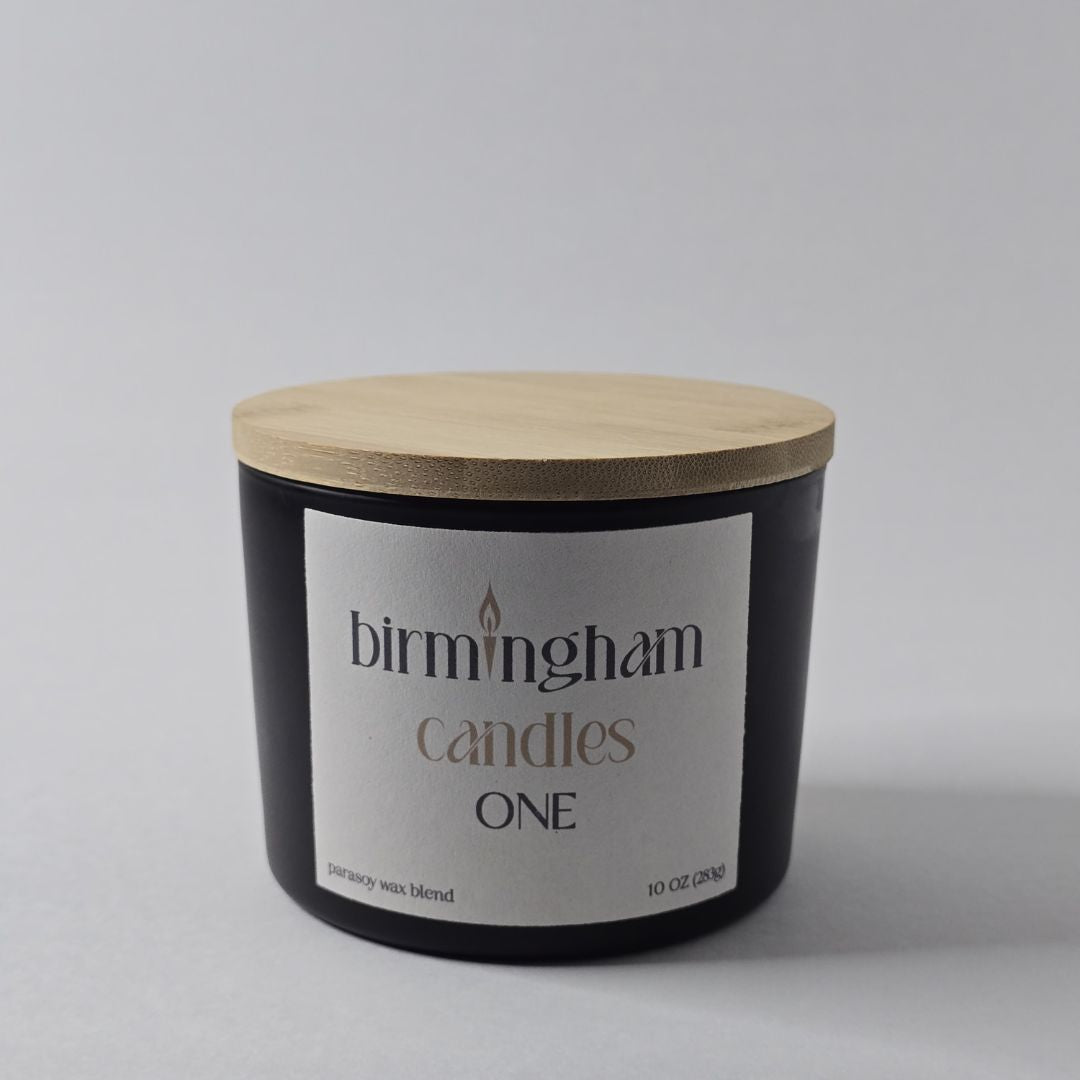 ONE Scented Parasoy Candle – Lavender & Warm Wood Soy Blend Fragrance